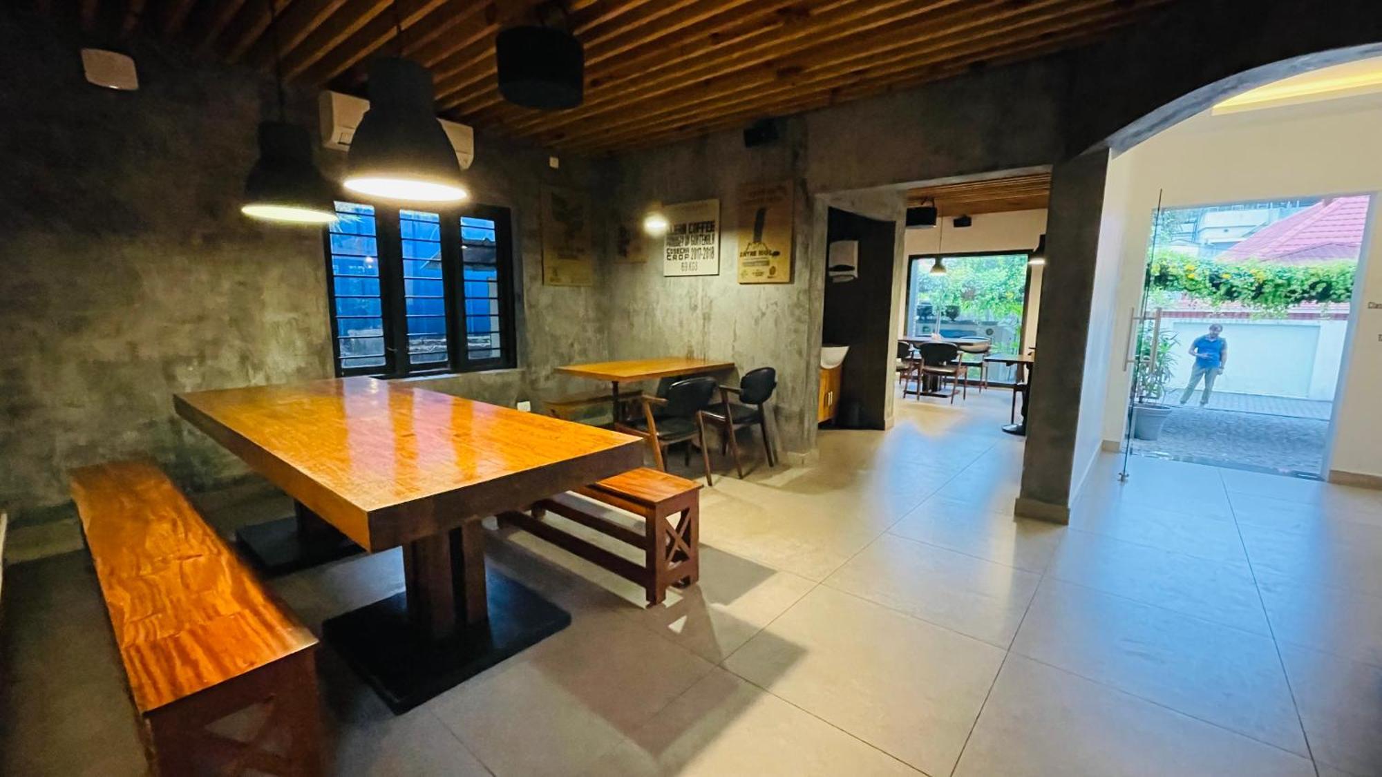 Solo Inn Kochi Exterior foto